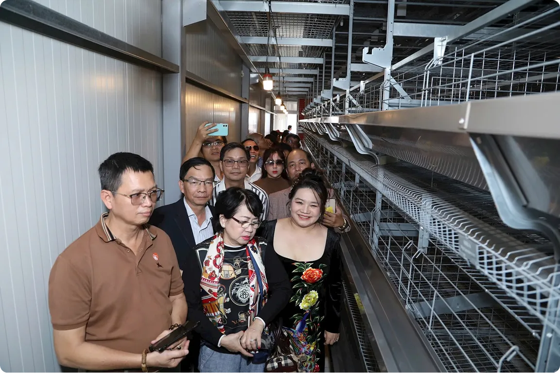 Thăm quan nông trại Mebi Farm
